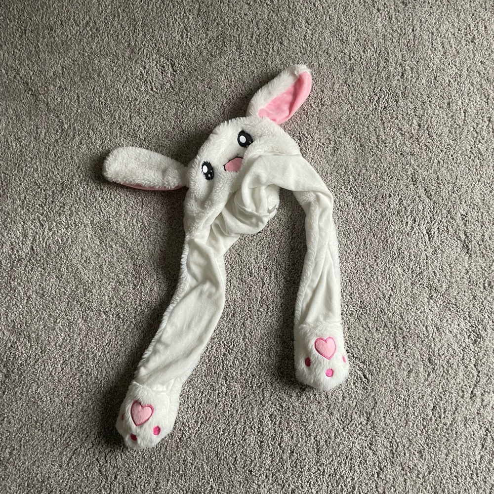 a cute bunny hat!